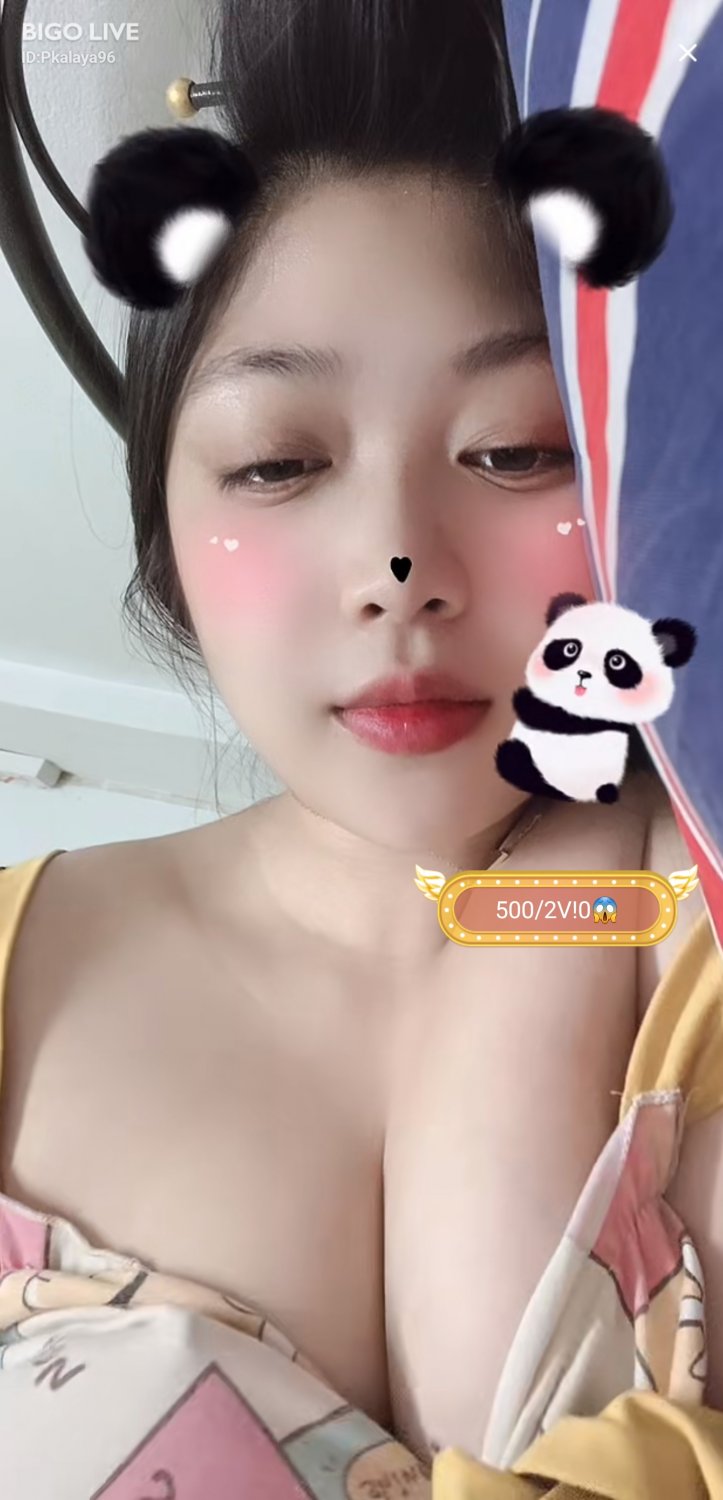 Screenshot_20240203_022321_BIGO LIVE #7noM4fPc