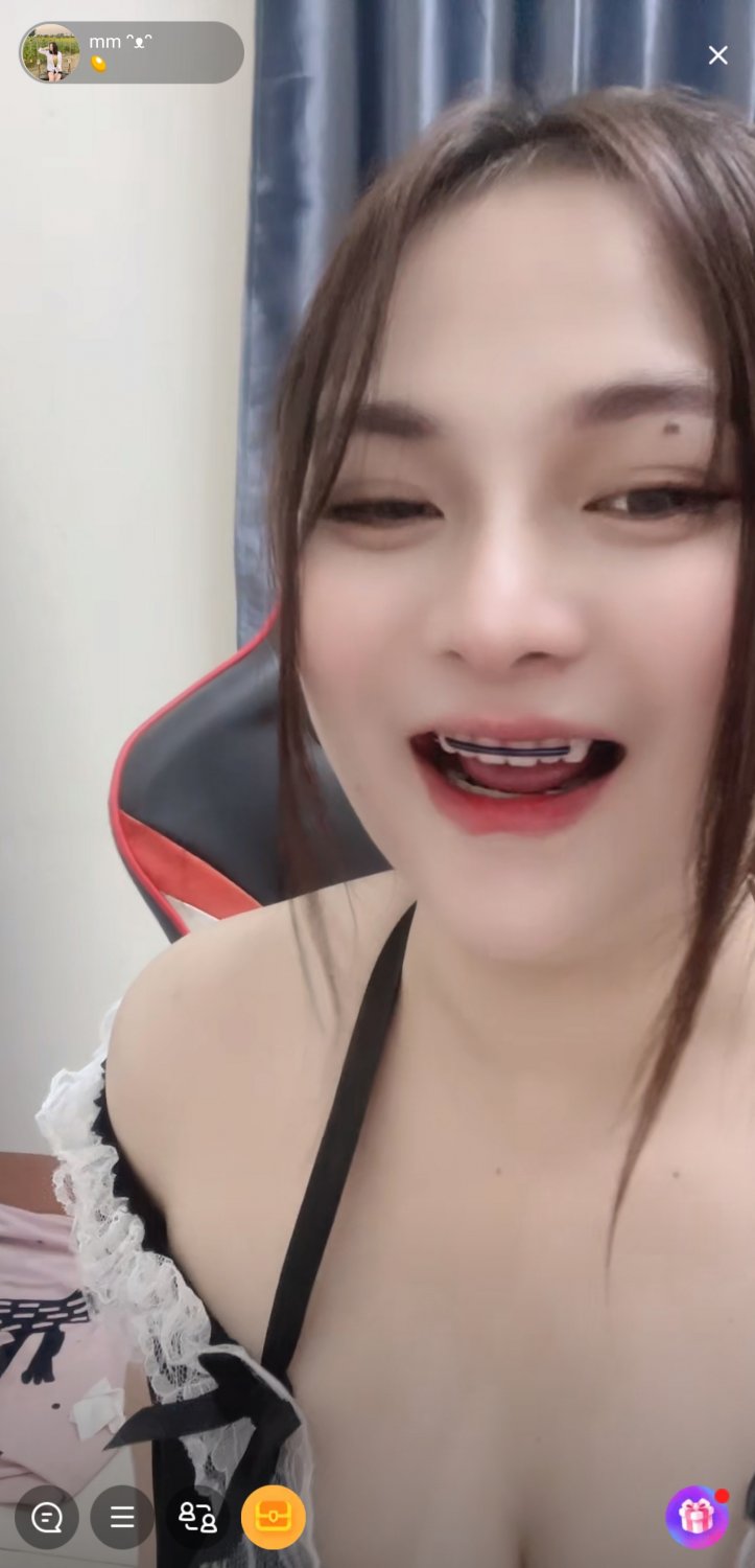Screenshot_20240203_022321_BIGO LIVE #sZnAMhVC