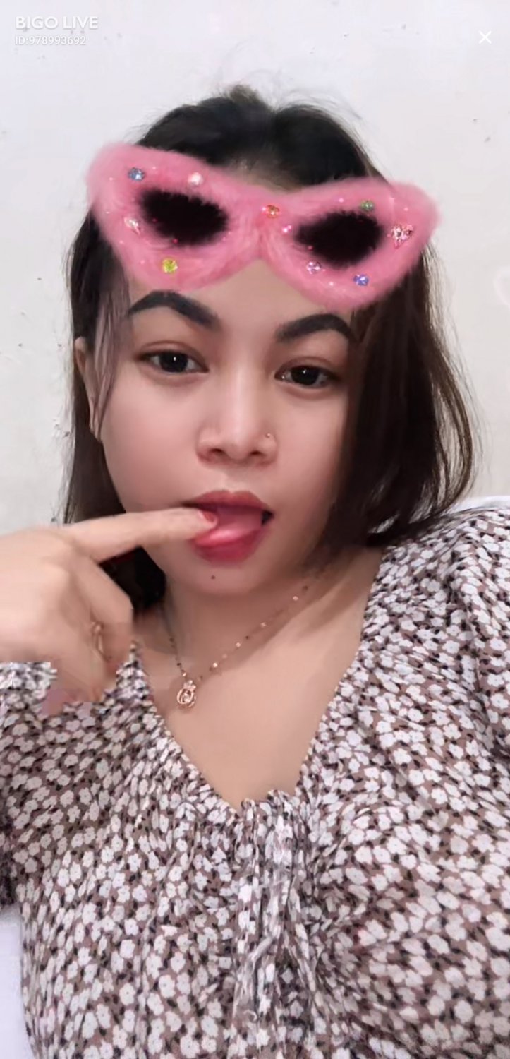 Screenshot_20240203_022321_BIGO LIVE #tfxBqfE8