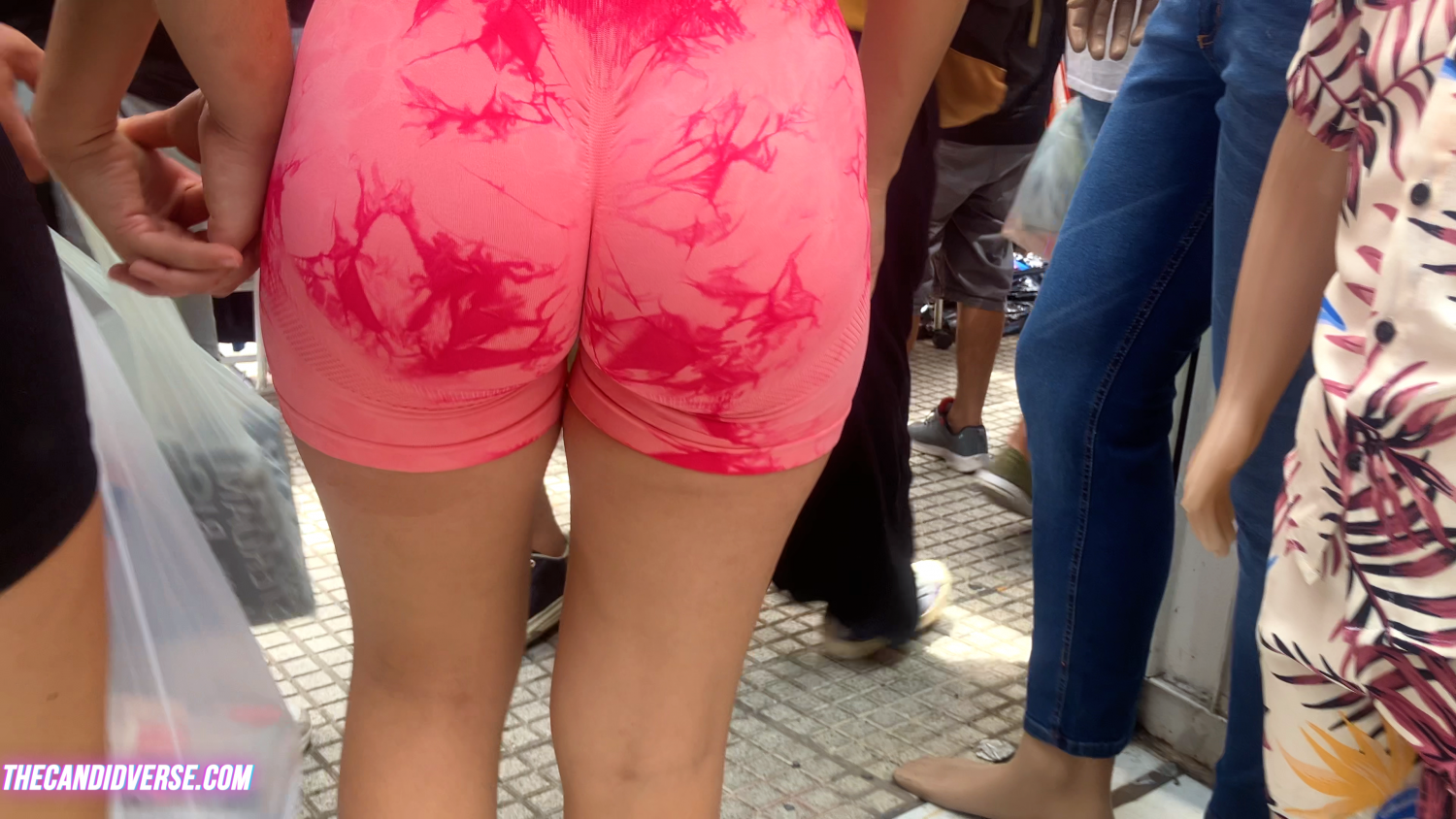 Lesbianas ? Dos culazos argentos! #4FpTaK4N