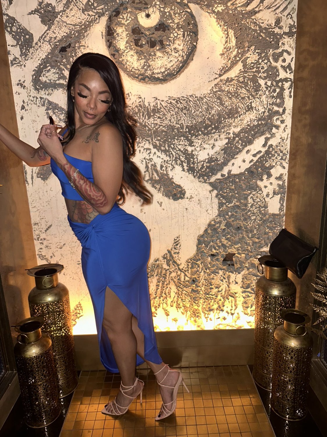 Big ole wobbly Ebony booty #gIPCSDMz