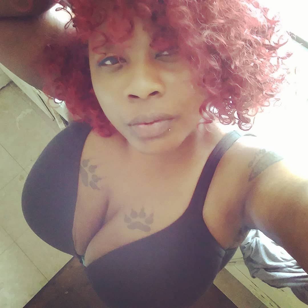 Freaky Auntie W/ Big Titties & A Tongue Ring. I Would Not Pull Out 129 #3Q6Bixft