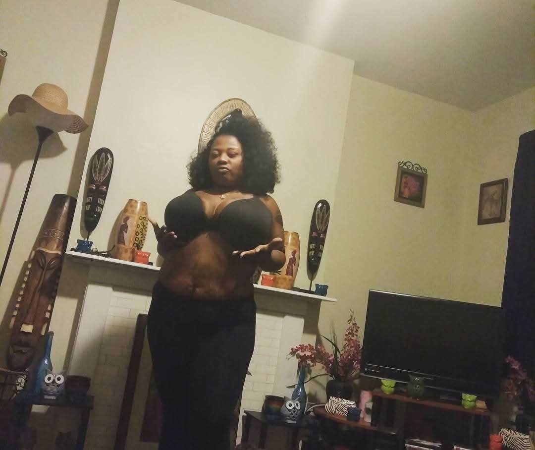 Freaky Auntie W/ Big Titties & A Tongue Ring. I Would Not Pull Out 129 #c38uMtIq