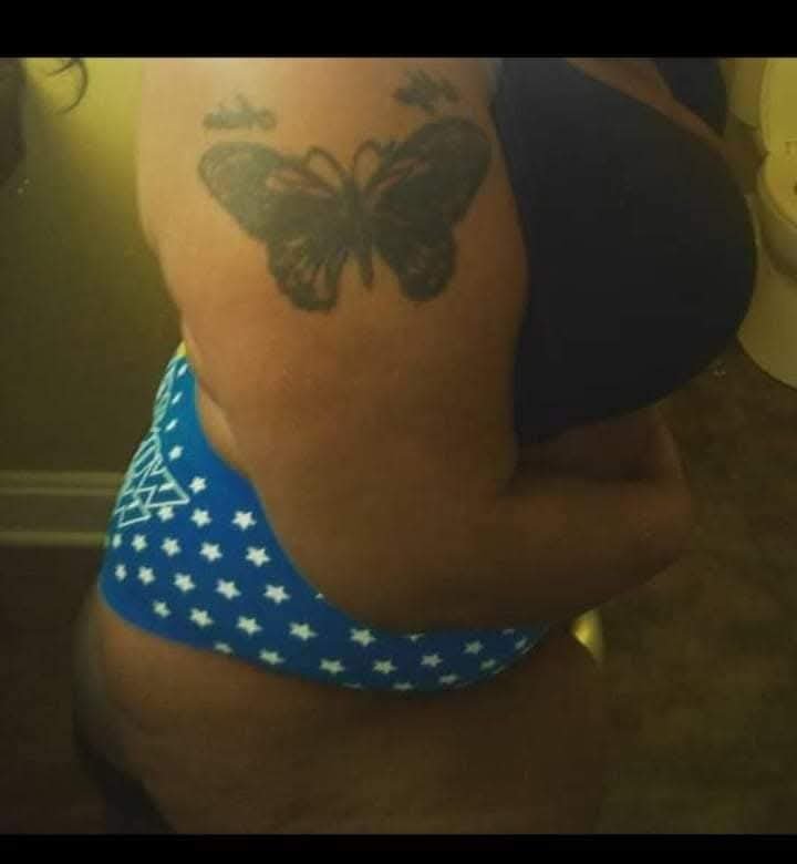 Freaky Auntie W/ Big Titties & A Tongue Ring. I Would Not Pull Out 129 #vN4EmxEd